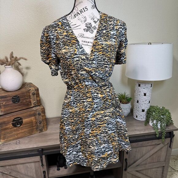 SALONI Ink Tiger Animal Print Black LEA Silk Wrap A-Line Mini Dress Size 4 - Picture 2 of 11